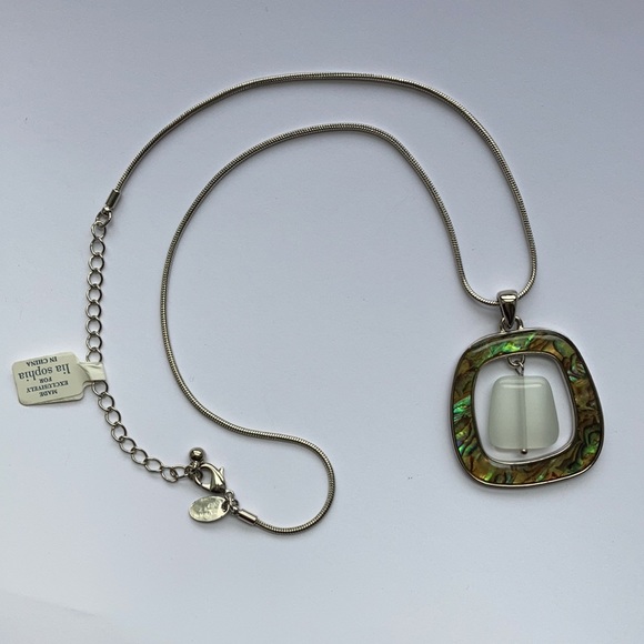 60’s Retro Necklace by Lia Sophia - Picture 3 of 3